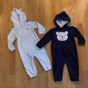 2 Carter’s fleece bodysuits 18 months.